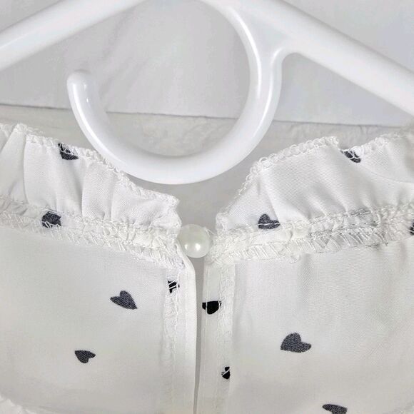 White Ruffle Mock Neck Long Sleeve Blouse Black Heart Print Women’s Size M - Picture 6 of 11
